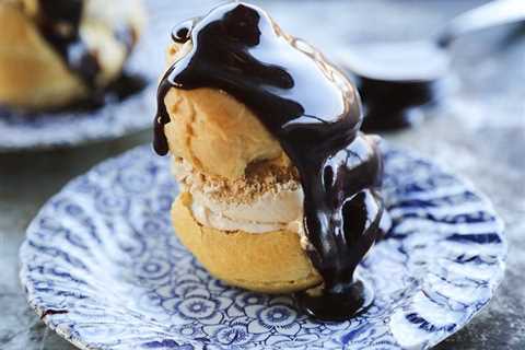 Profiteroles