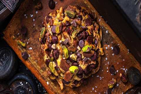 Découvrez la saveur unique de la tarte aux pistaches et au chocolat