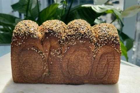 Sesame Seed 100% Whole Wheat Sourdough Hokkaido Milk Bread