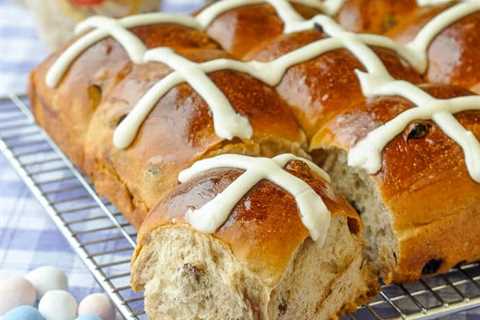 Hot Cross Buns