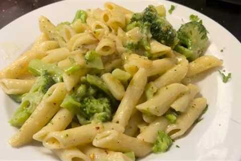 Cook Penne W/ Garlic, Oil, & Broccoli