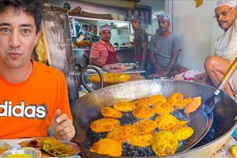INDIAN STREET FOOD in MUMBAI - 161 Year Old Puri (OLD IS GOLD) + 5 Bombay Street Foods!!