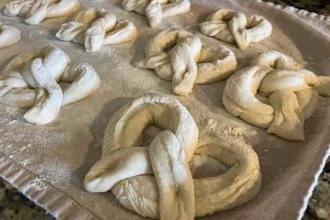 Sourdough pretzels