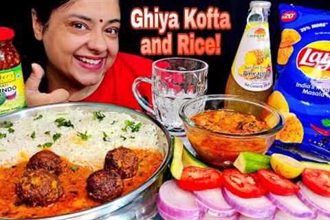 EATING GHIYA KOFTA CURRY WITH RICE, SALAD, CHIPS, PINEAPPLE JUICE | Indian Veg Home Food Mukbang