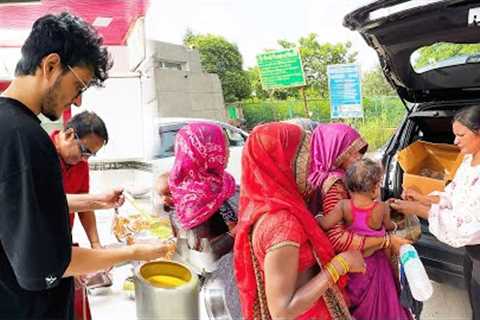 Cooking Food And Distributing On Road Side