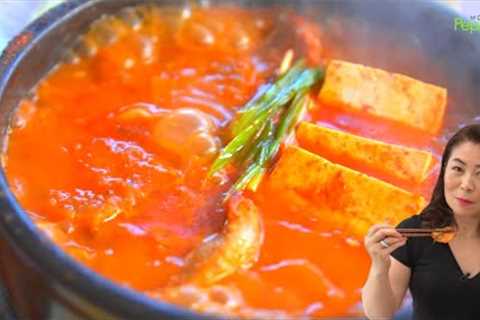 EASY 10 Minute Kimchi Stew: As DELICIOUS as RESTAURANT Kimchi Jjigae Recipe!🌱 10분김치찌개: 성공률 100% 비법