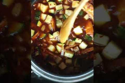 Battling my ED with Soondooboo Silken #Tofu Stew. #koreanfood #recipe #cookingvlog