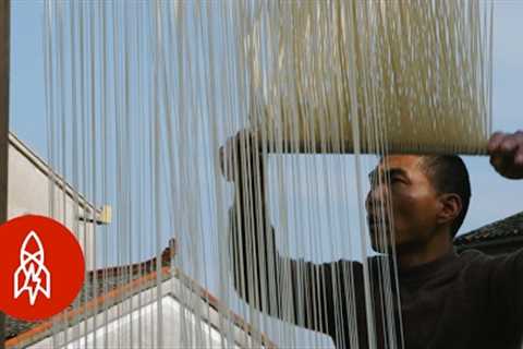 The Art of Making 9-Foot Noodles by Hand