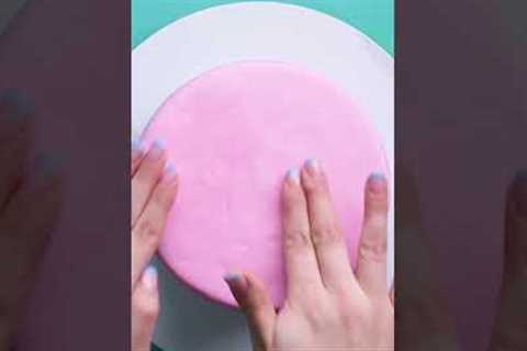 How to get rid of air bubbles in your fondant