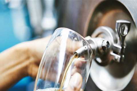 Enhancing the Aroma and Flavor of Craft Beer with Accessories