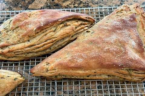 Laminated Honey Rye - Living Bread by Daniel Leader