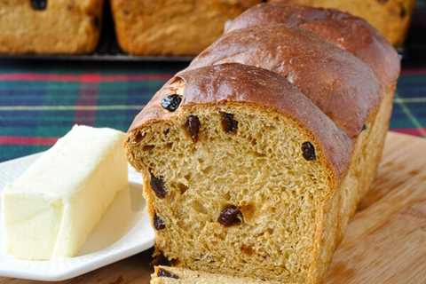 Newfoundland Molasses Raisin Bread