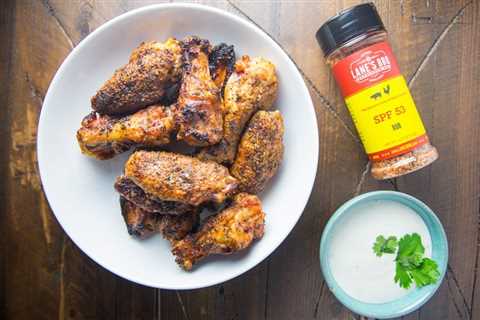 Big Green Egg Spicy Chicken Wings